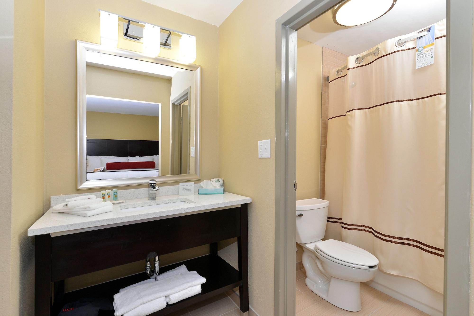 Quality Suites Nashville Airport Extérieur photo