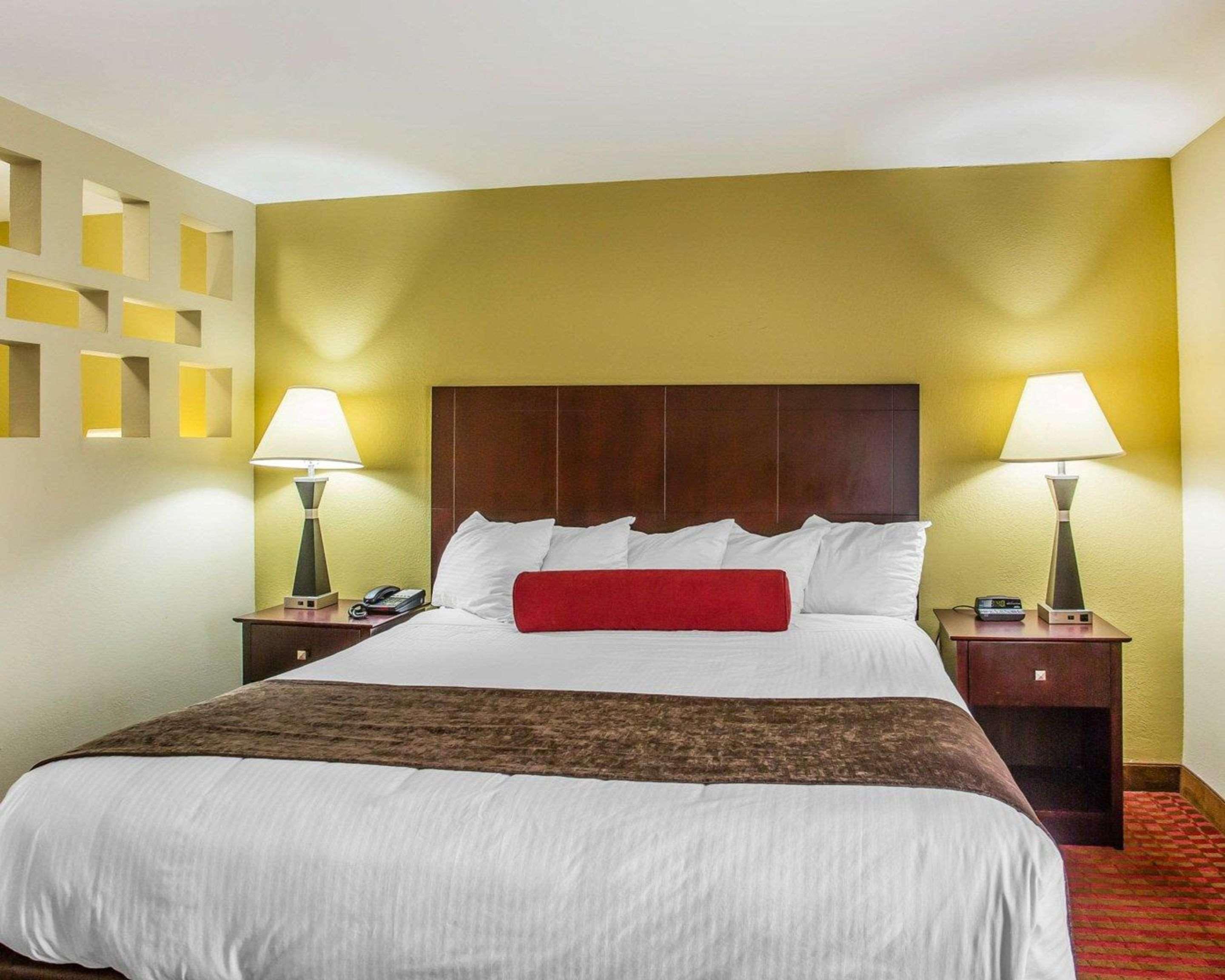 Quality Suites Nashville Airport Extérieur photo