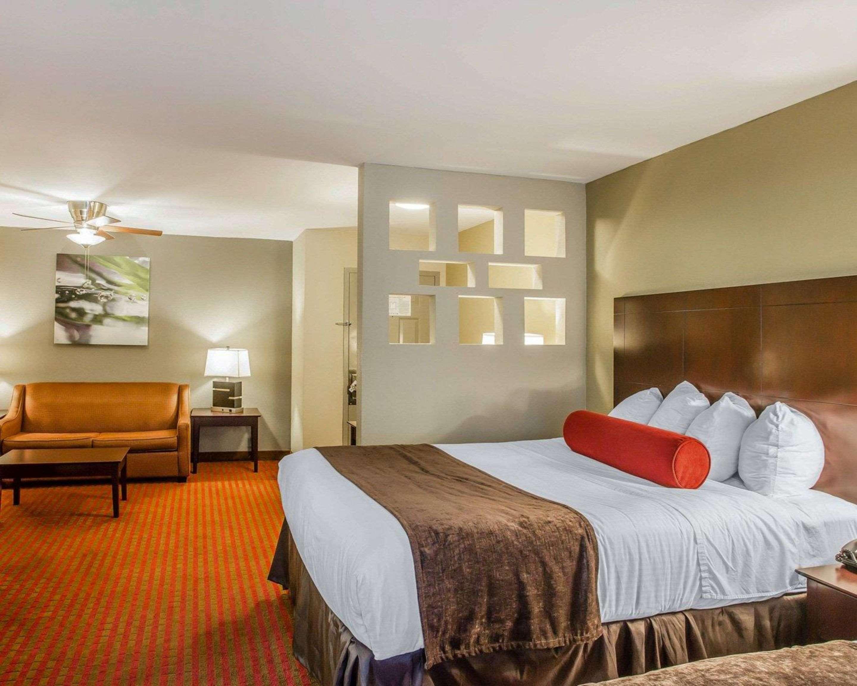 Quality Suites Nashville Airport Extérieur photo