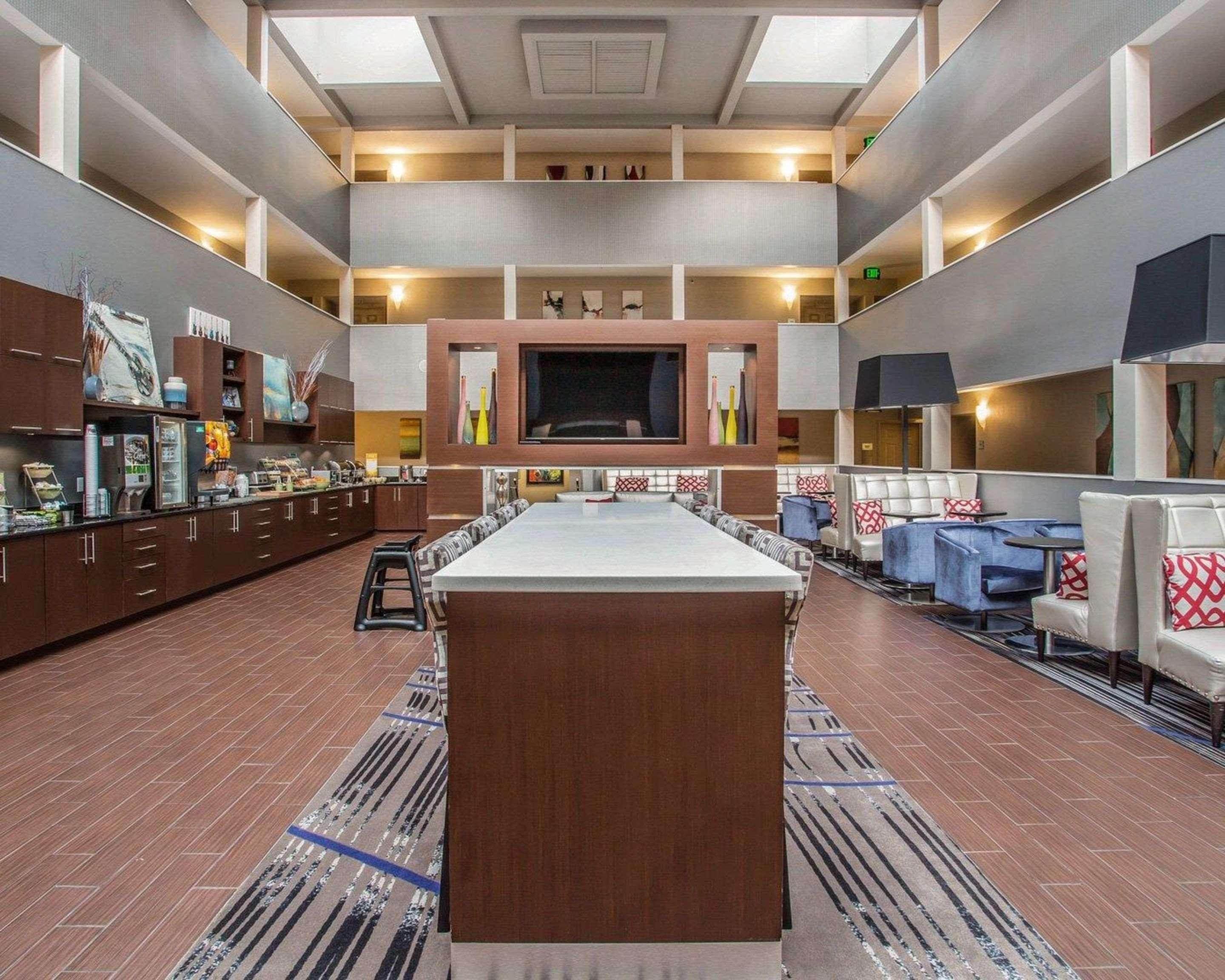 Quality Suites Nashville Airport Extérieur photo