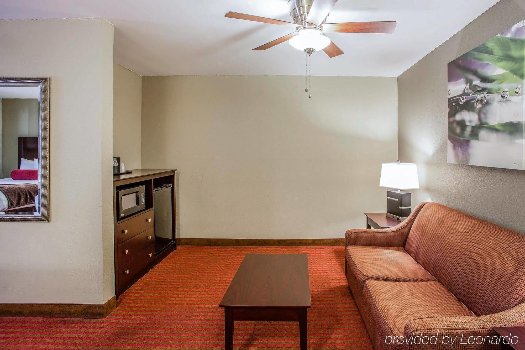 Quality Suites Nashville Airport Extérieur photo